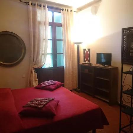 Bed & Breakfast Voyage Du Mas Des Fontaines 4*