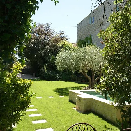 Voyage Du Mas Des Fontaines 4*