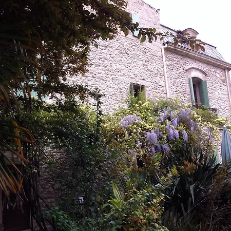 Voyage Du Mas Des Fontaines 4*