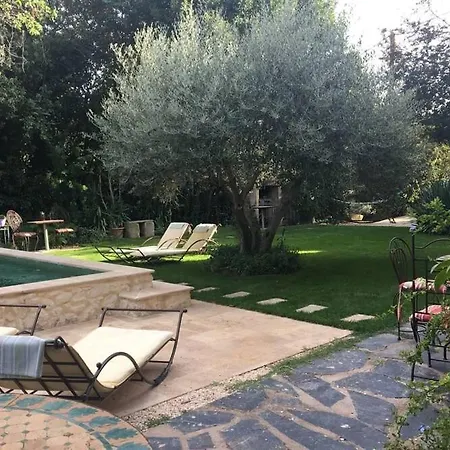 Chambre Voyage Du Mas Des Fontaines Bed & Breakfast Montagnac (Herault)