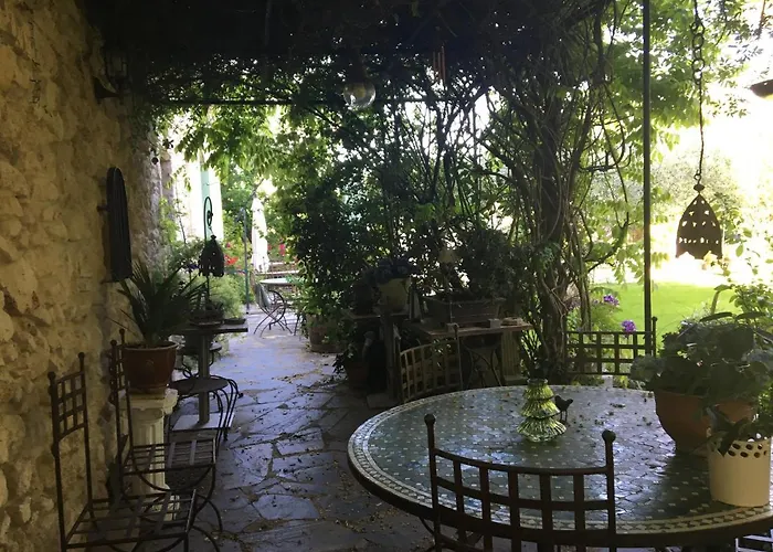 Voyage Du Mas Des Fontaines 4*