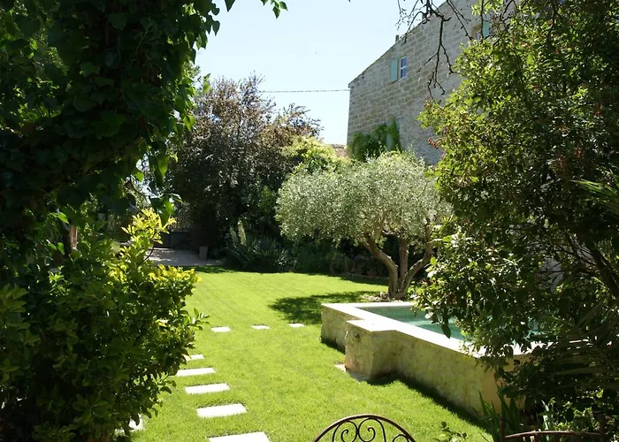 Voyage Du Mas Des Fontaines 4*
