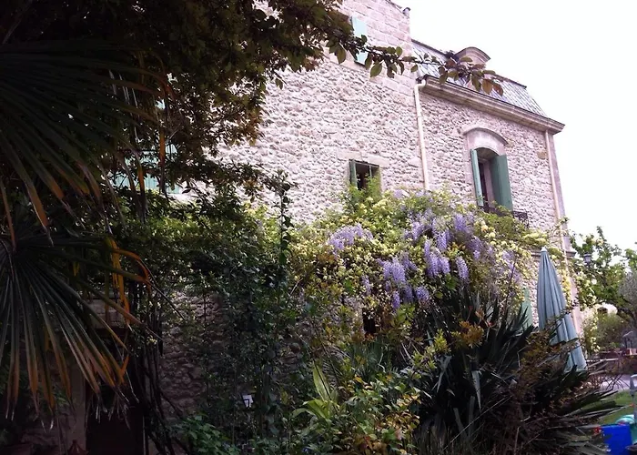 Voyage Du Mas Des Fontaines 4*