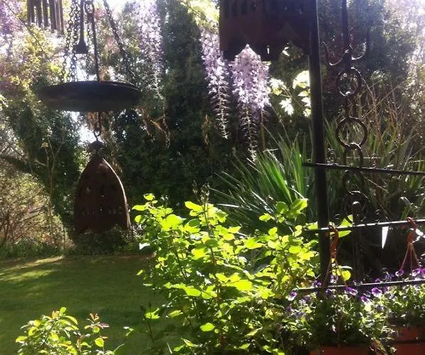 Voyage Du Mas Des Fontaines Bed & Breakfast