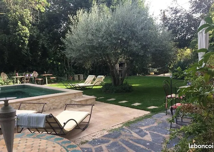 Voyage Du Mas Des Fontaines Bed & Breakfast Montagnac (Herault)
